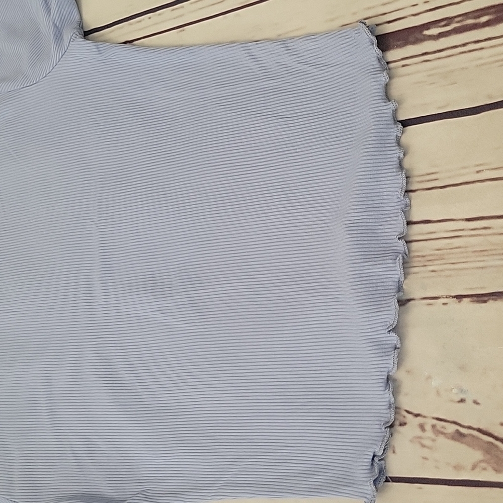 Crop top - Picture 4 of 8